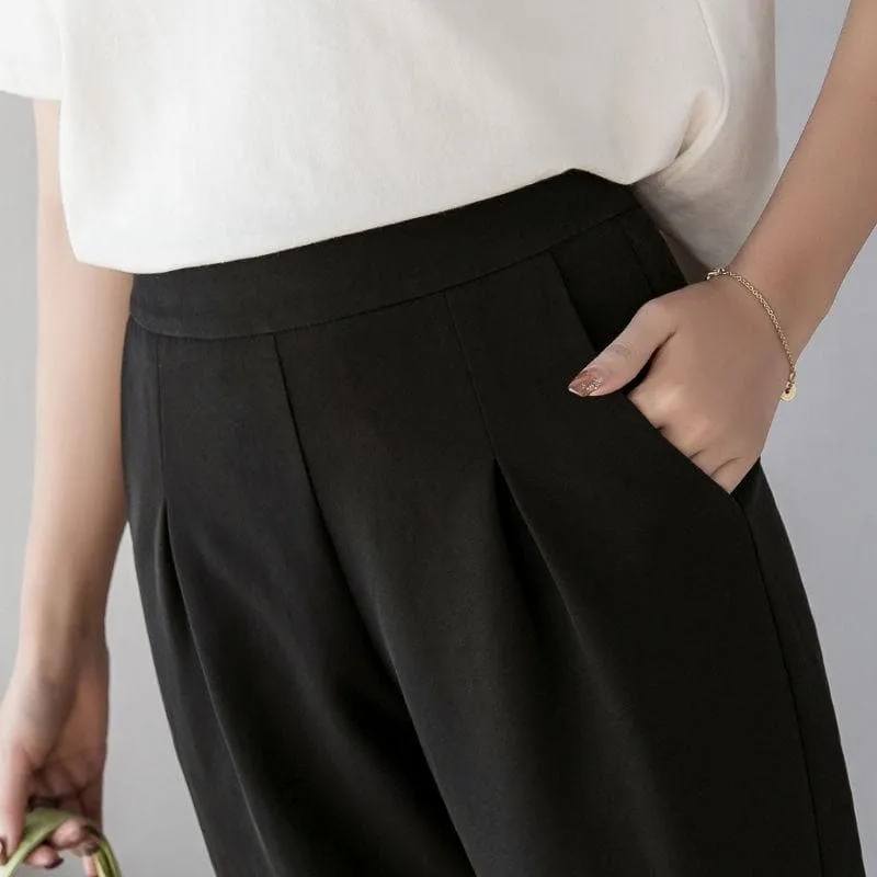 Ankle-Length Pants With Pleated Details