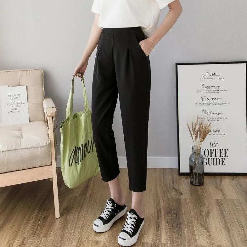 Ankle-Length Pants With Pleated Details