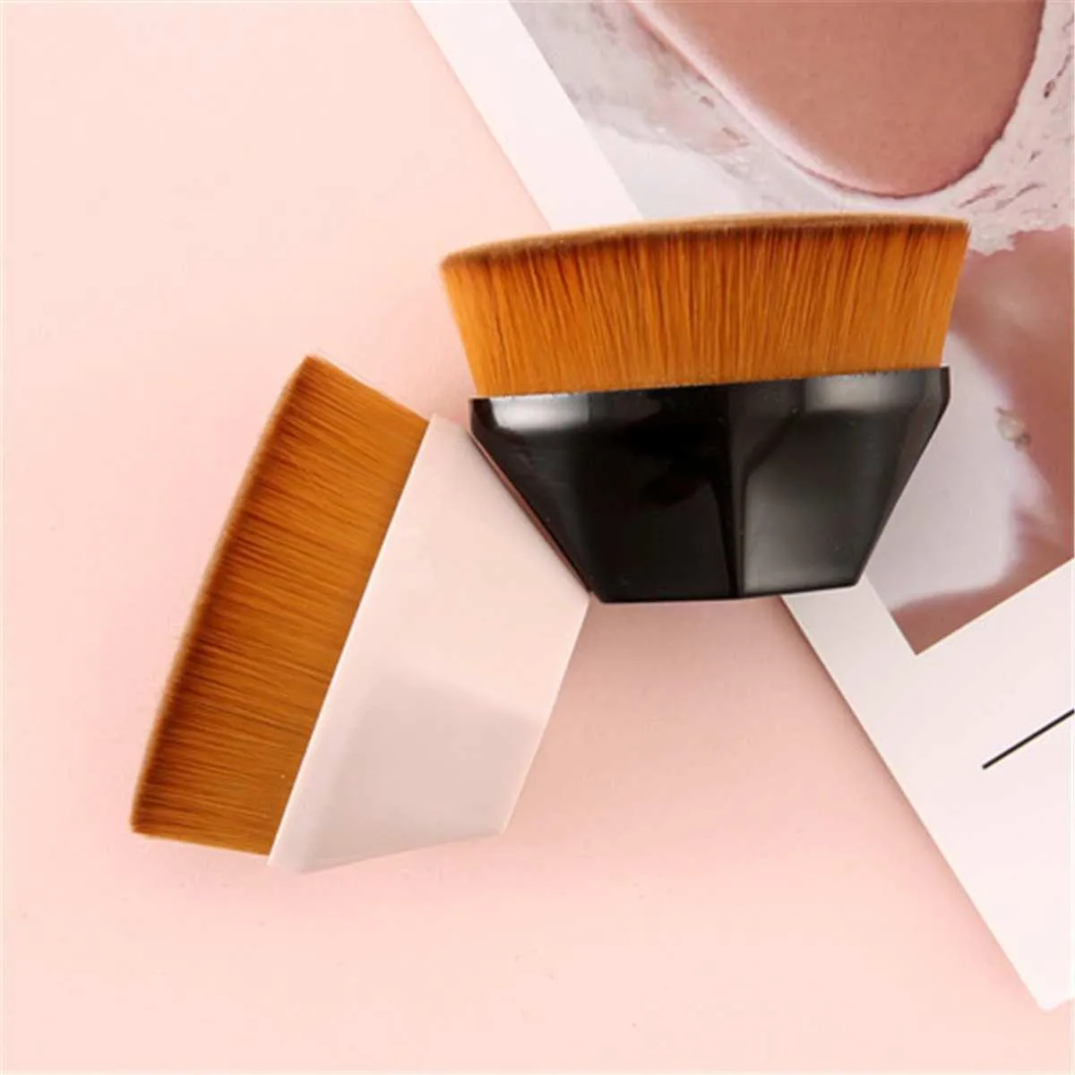 High Density Seamless Foundation Makeup Brush