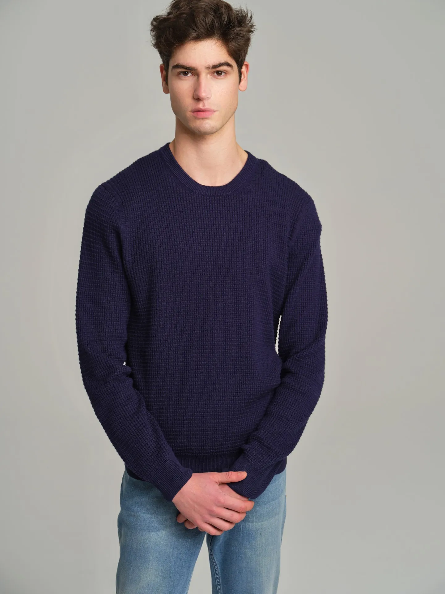 Long sleeve crew neck sweater with waffle knitting