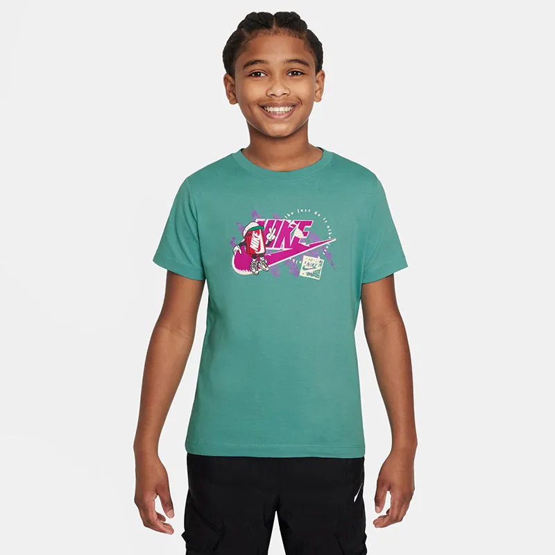 Nike Unisex Sportswear T-Shirt (Big Kid's)