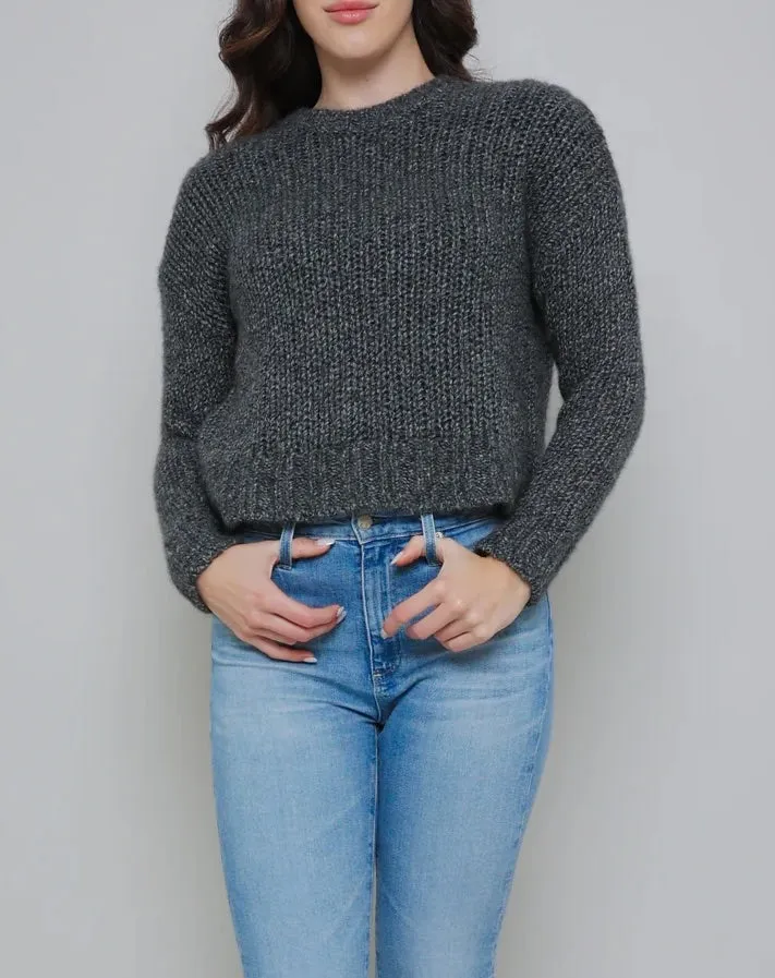 OPEN GAUGE CREW NECK SWEATER