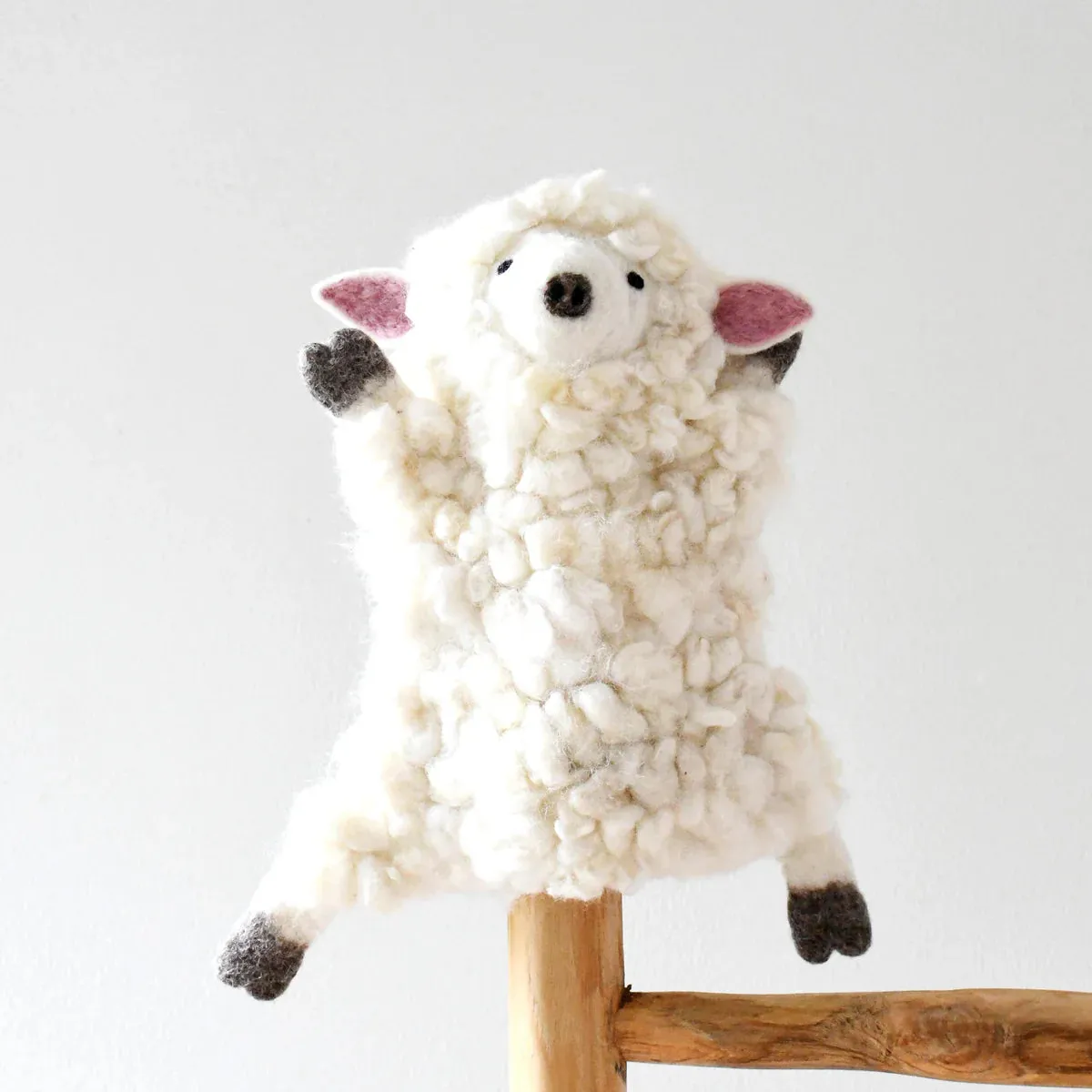 TARA TREASURES HAND PUPPET-LAMB