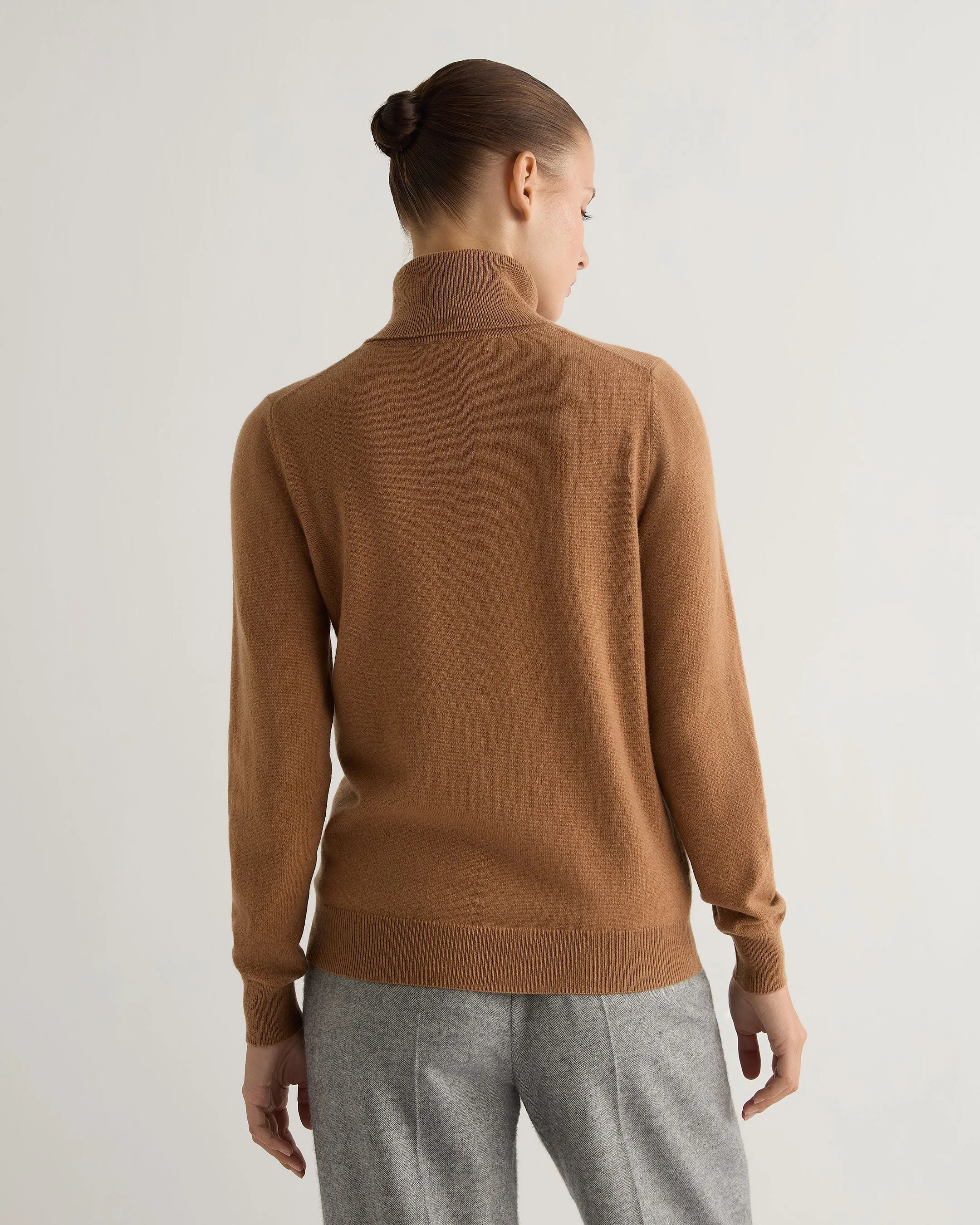 Women's Luna Roll Neck Cashmere Jumper Dark Camel Brown